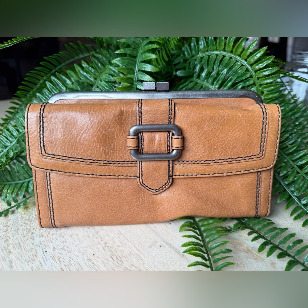 Fossil Fifty-Four wallet clutch Tan Leather Women's Never Used